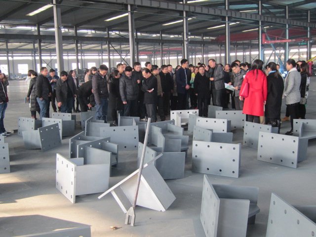 青年才俊来公司北厂区参观学习